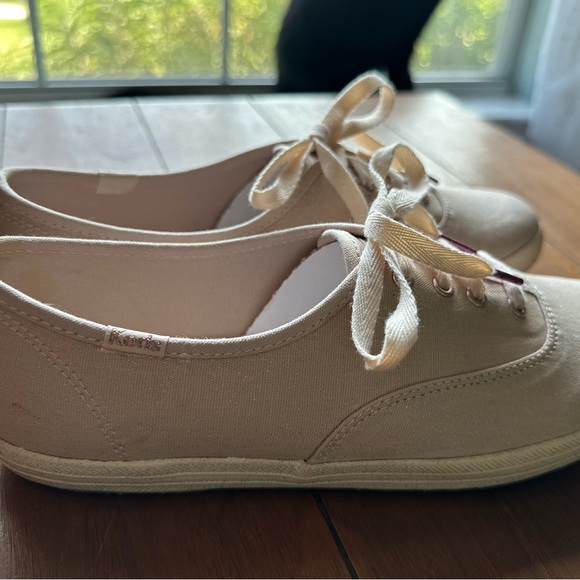 Kate spade x keds. Classic champion keds lace up style. NWOT - Picture 7 of 10